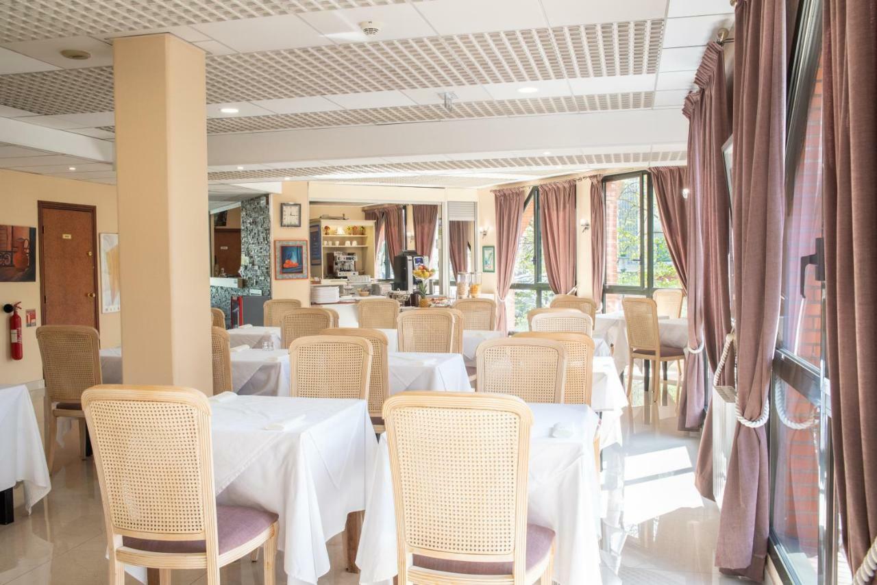 Hotel Garabel Plaisir Exteriér fotografie